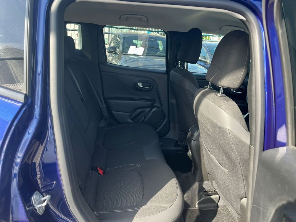 Jeep Renegade usata a Milano (15)