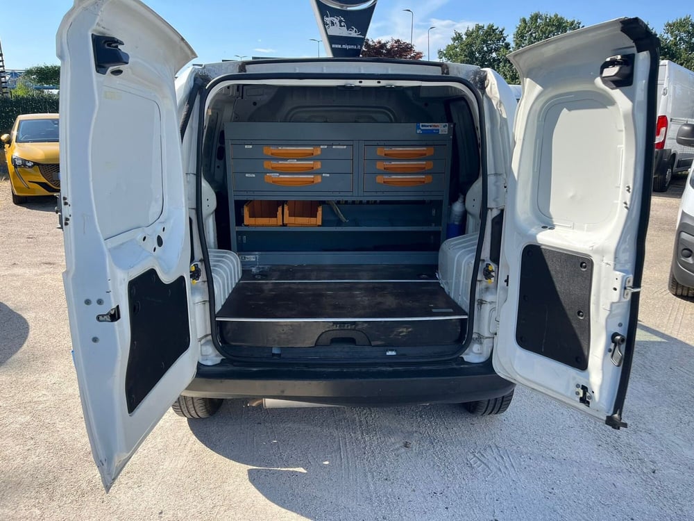 Fiat Fiorino usata a Milano (9)