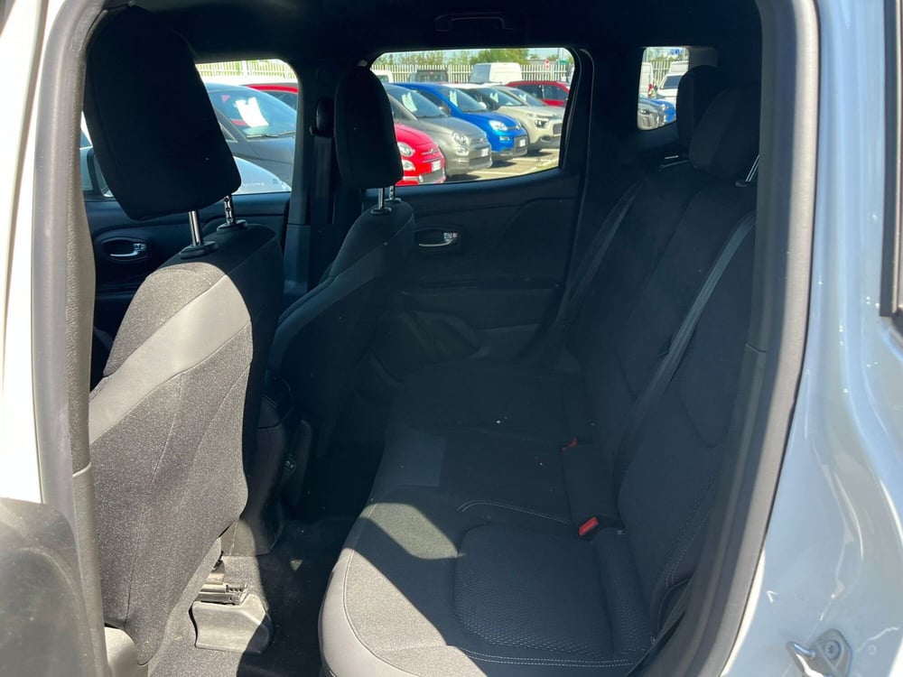Jeep Renegade usata a Milano (13)
