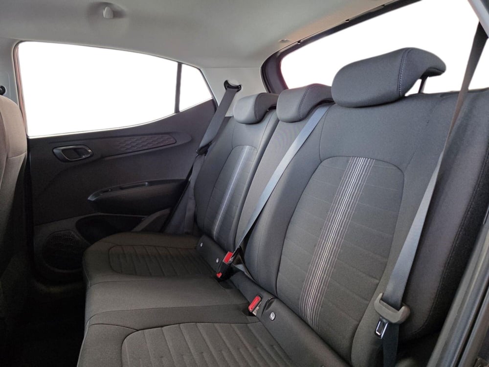 Hyundai i10 nuova a Pistoia (7)