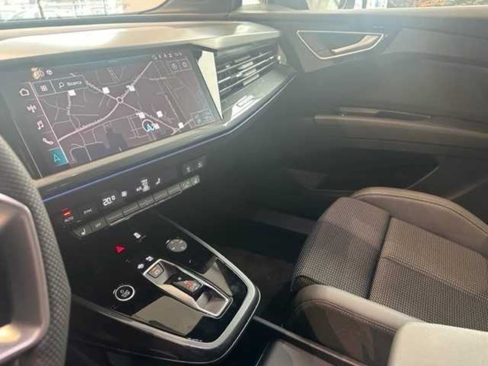 Audi Q4 nuova a Bologna (11)
