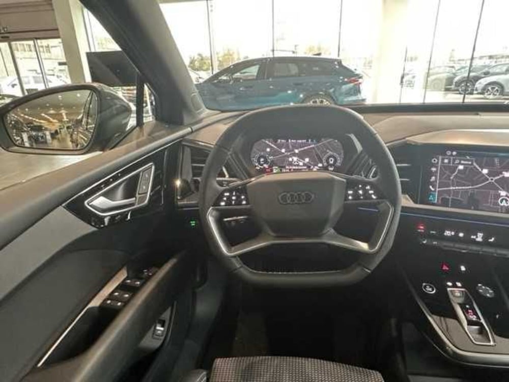 Audi Q4 nuova a Bologna (14)