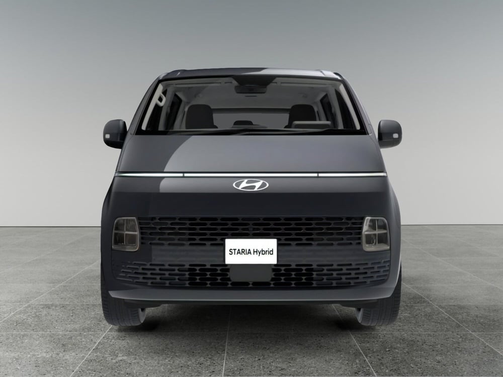 Hyundai Staria nuova a Cremona (5)