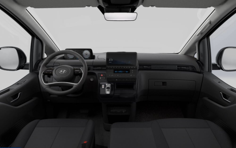 Hyundai Staria nuova a Cremona (6)