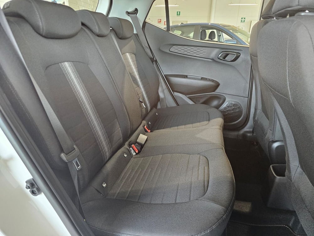 Hyundai i10 nuova a Cremona (10)