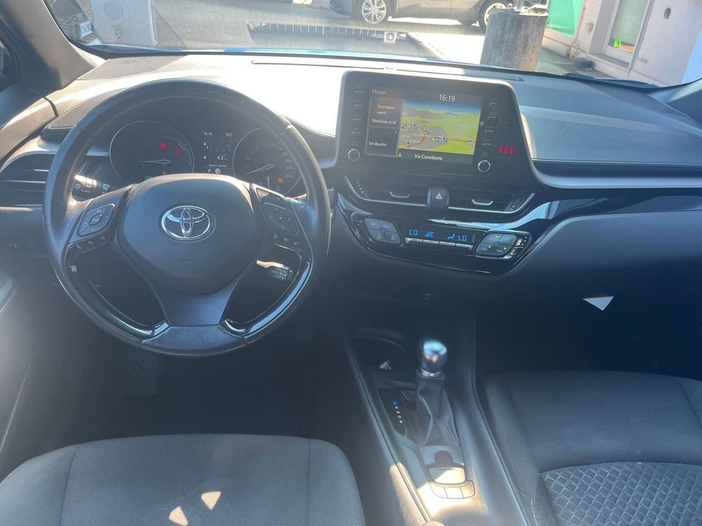 Toyota Toyota C-HR usata a Cremona (9)