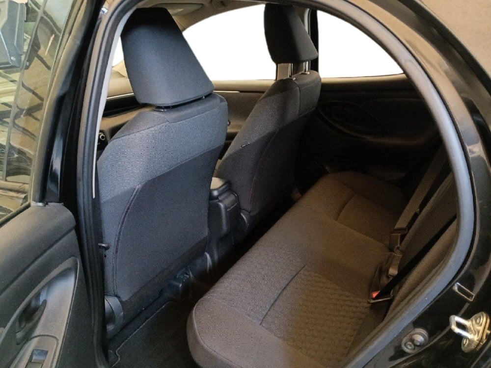 Toyota Yaris usata a Milano (16)