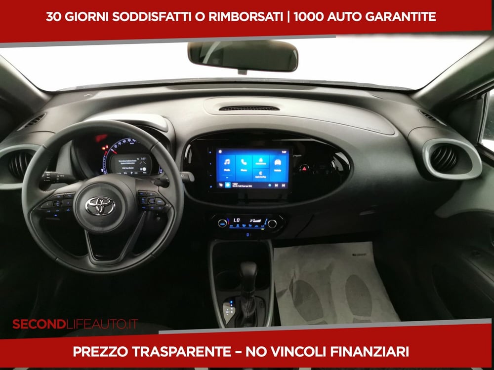 Toyota Aygo X nuova a Chieti (8)