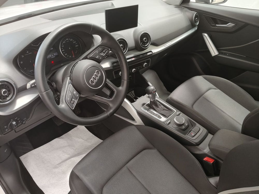 Audi Q2 usata a Roma (11)