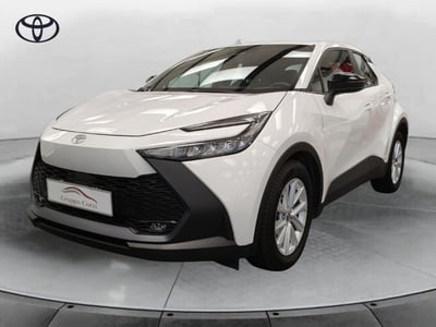 Toyota Toyota C-HR 1.8 hv Active fwd e-cvt del 2024 usata a Genzano di Roma