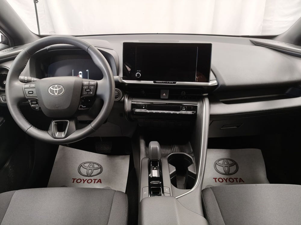 Toyota Toyota C-HR usata a Roma (8)