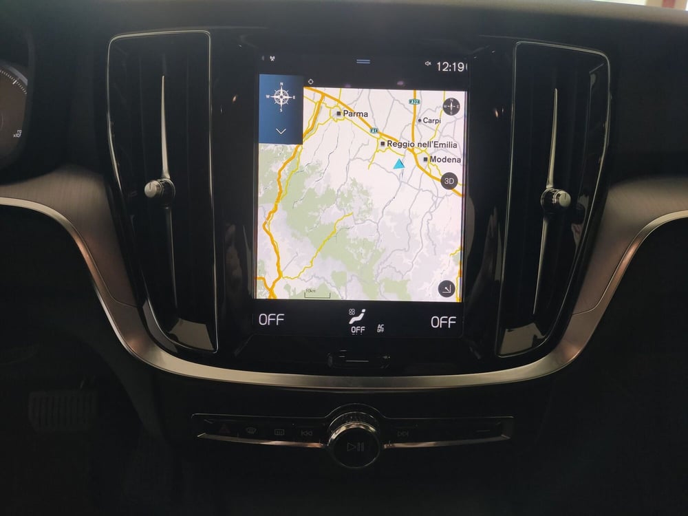 Volvo V60 Cross Country usata a Reggio Emilia (13)