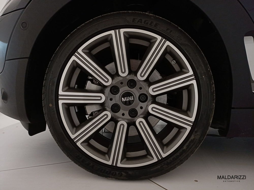 MINI Mini Clubman usata a Bari (13)