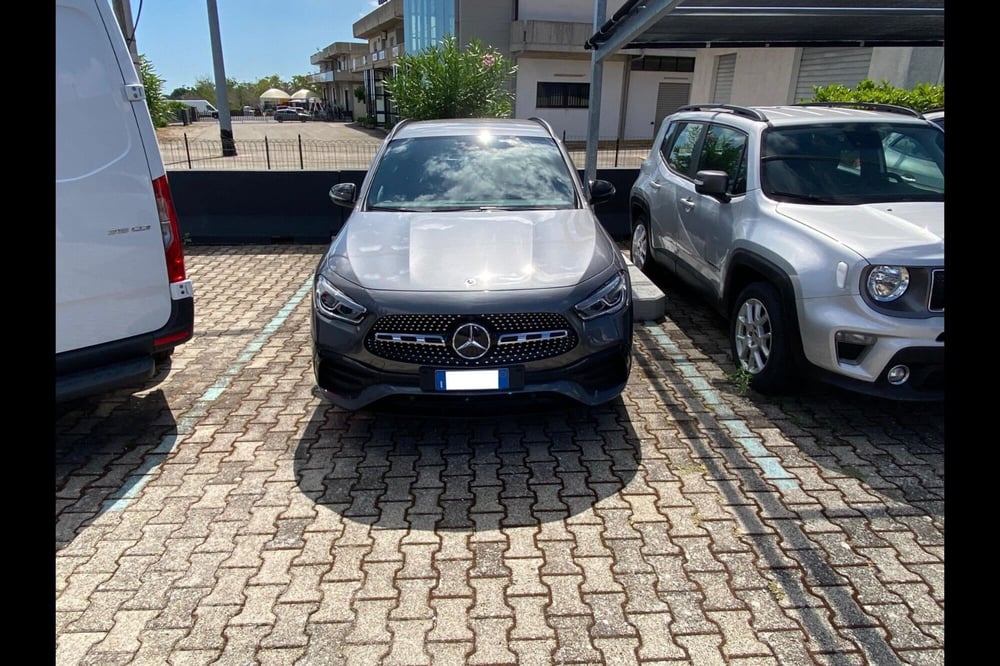 Mercedes-Benz GLA SUV usata a Chieti (4)