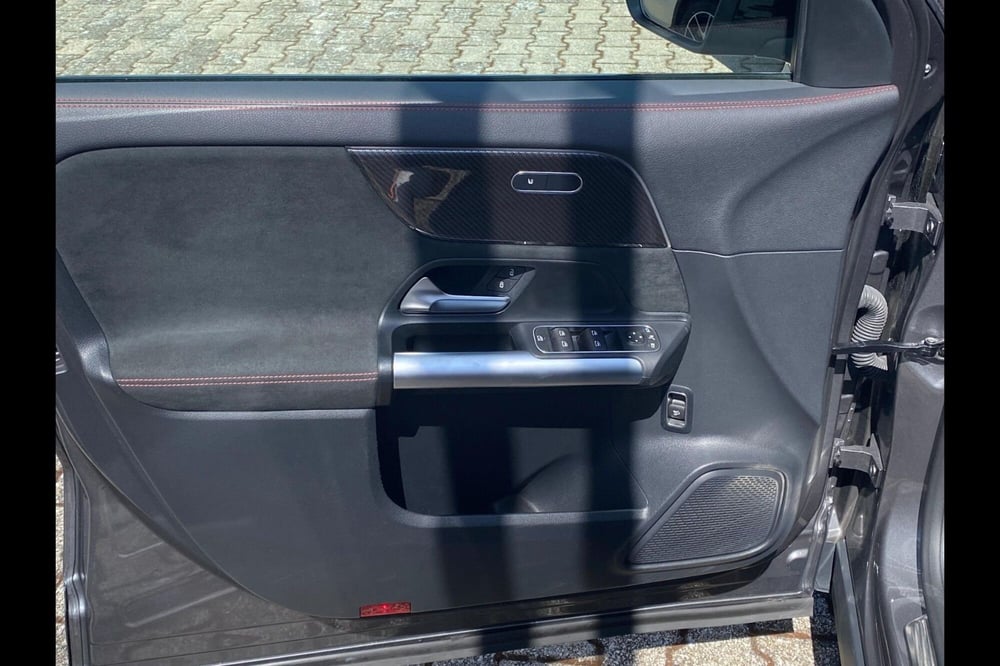 Mercedes-Benz GLA SUV usata a Chieti (9)