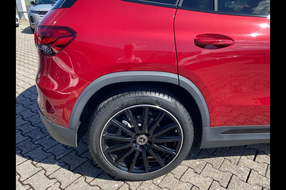 Mercedes-Benz GLA SUV usata a Chieti (18)