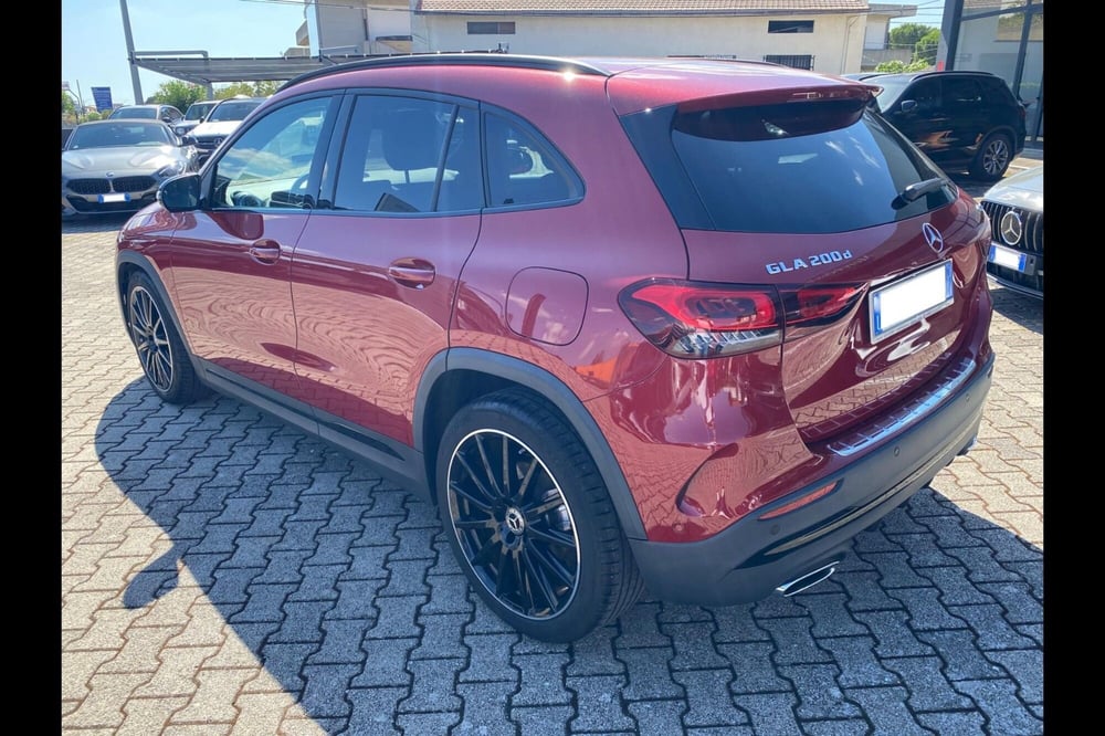 Mercedes-Benz GLA SUV usata a Chieti (20)