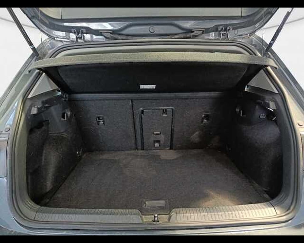 Volkswagen Golf Variant usata a Roma (11)