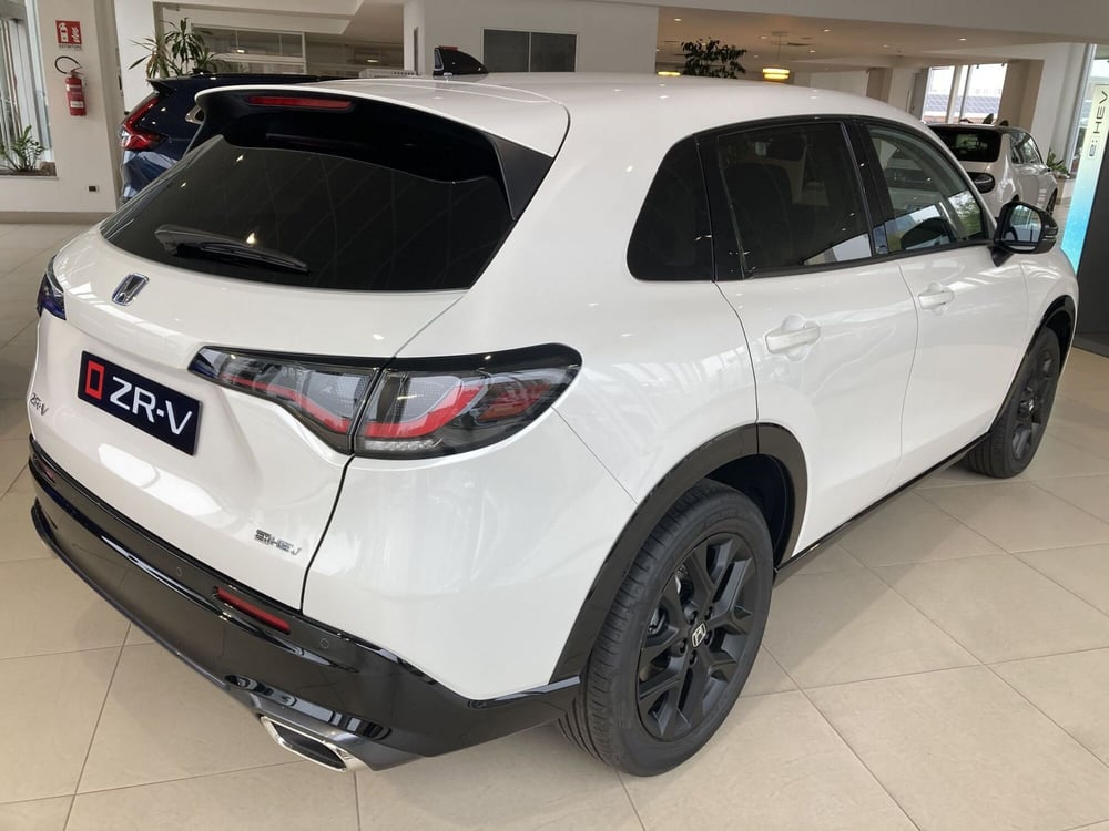 Honda ZR-V nuova a Torino (5)