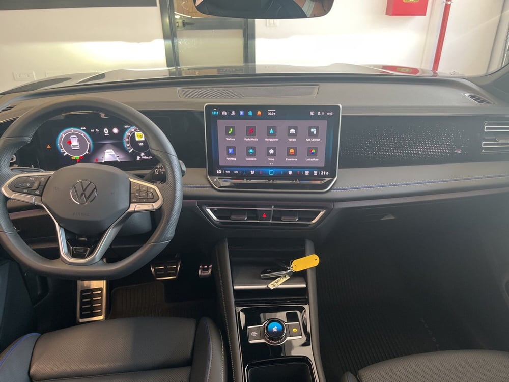 Volkswagen Tiguan usata a Salerno (9)