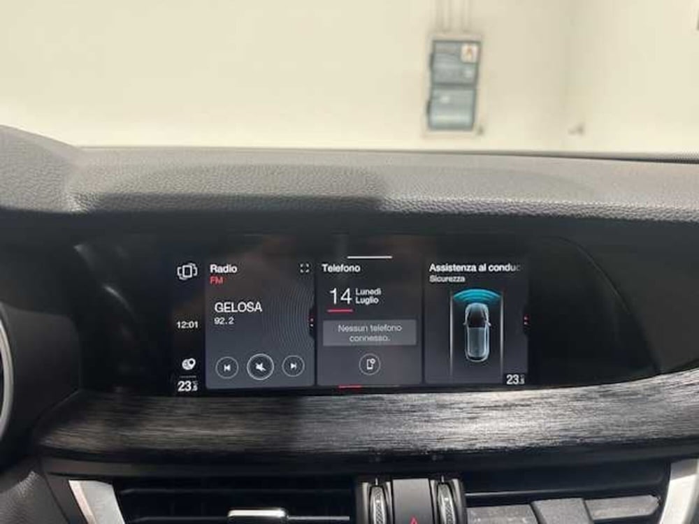 Alfa Romeo Stelvio usata a Treviso (15)