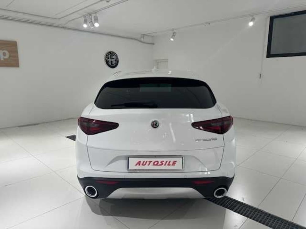 Alfa Romeo Stelvio usata a Treviso (5)