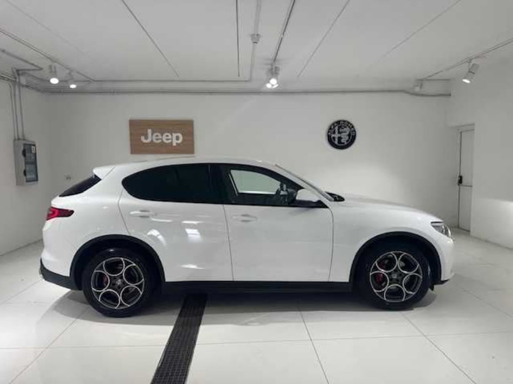 Alfa Romeo Stelvio usata a Treviso (7)