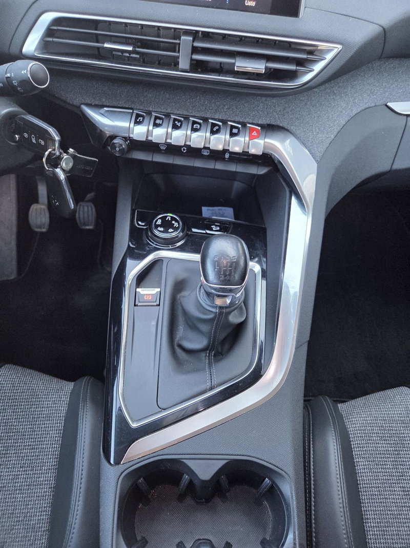 Peugeot 5008 usata a Cremona (13)