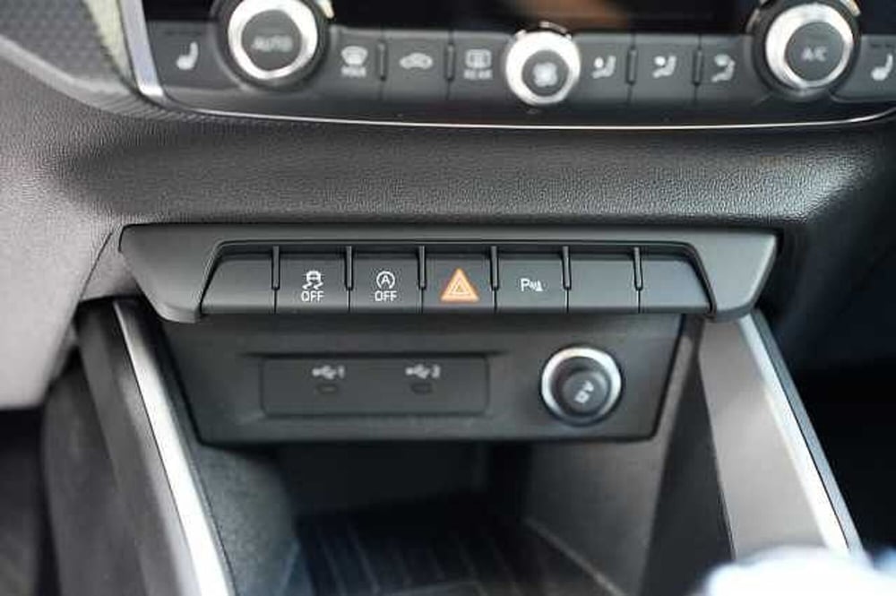 Audi A1 allstreet usata a Rovigo (13)
