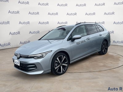 Volkswagen Golf Variant 2.0 TDI 150 CV DSG SCR R-Line del 2024 usata a Tito