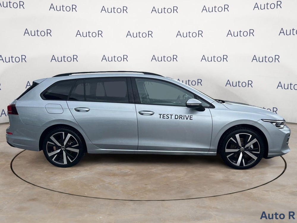 Volkswagen Golf Variant usata a Potenza (5)