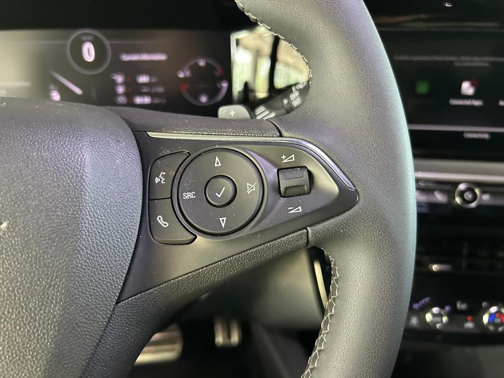 Opel Mokka usata a Salerno (18)