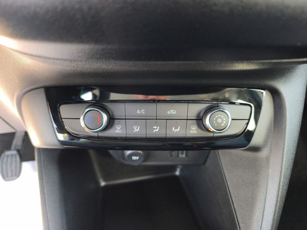 Opel Corsa nuova a Frosinone (13)