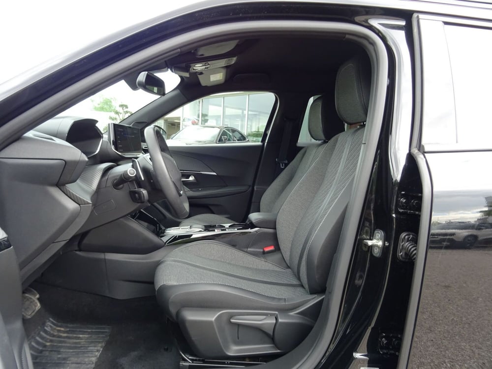 Peugeot 2008 usata a Venezia (10)
