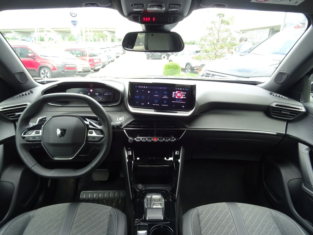 Peugeot 2008 usata a Venezia (9)