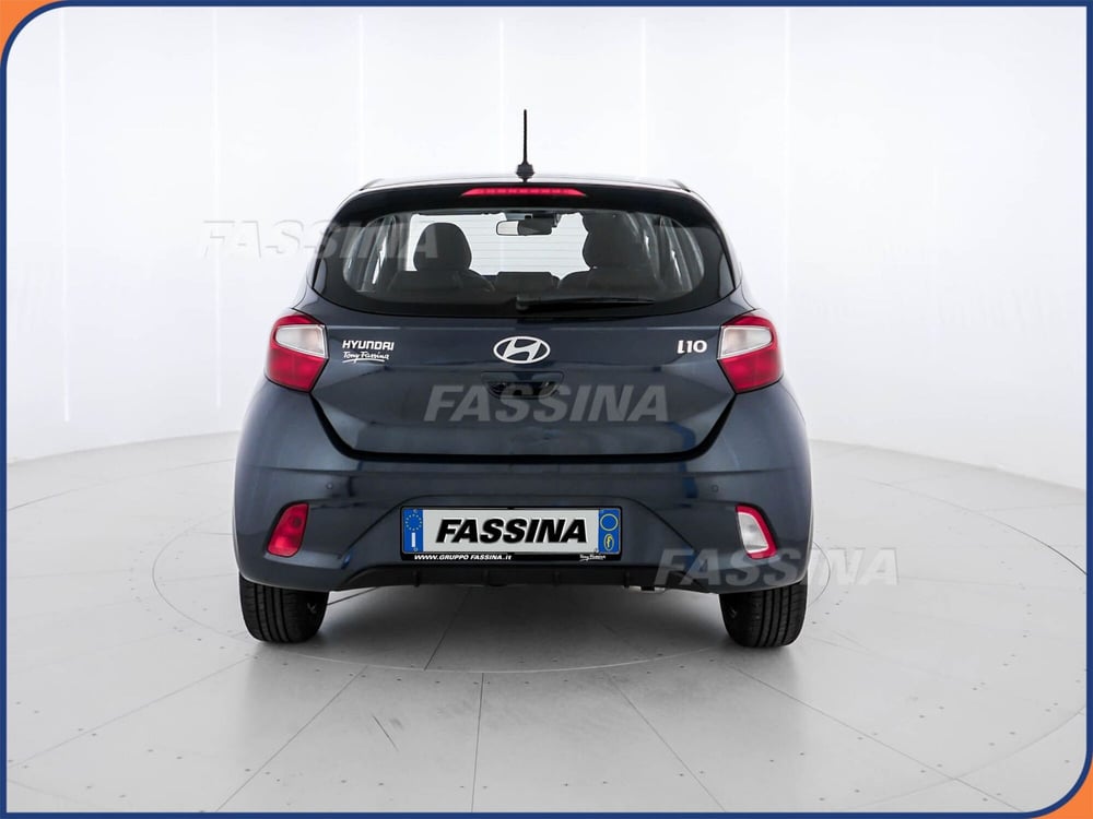 Hyundai i10 nuova a Milano (5)