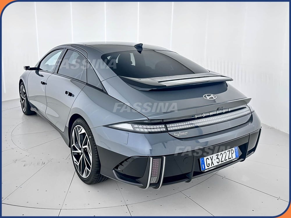 Hyundai Ioniq 5 nuova a Milano (4)