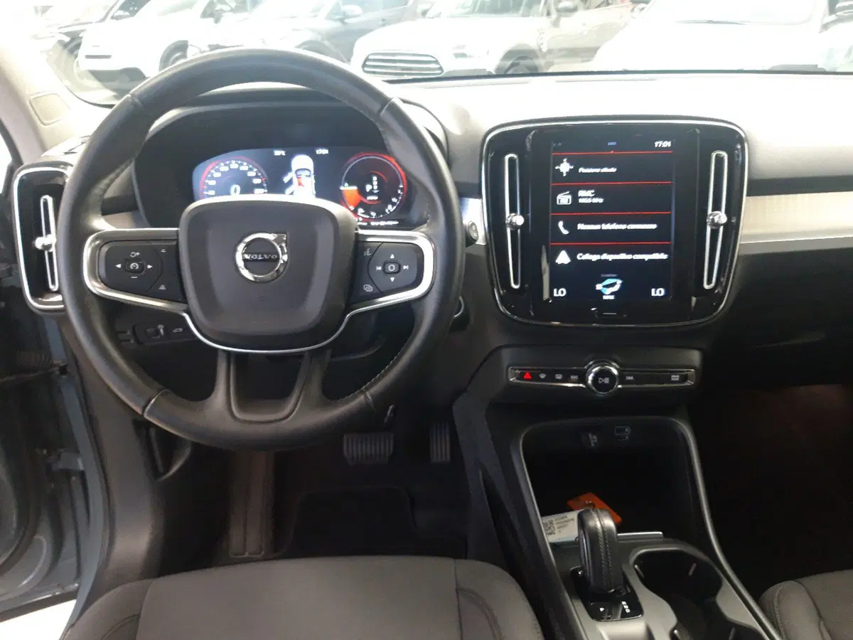 Volvo XC40 usata a Monza e Brianza (13)