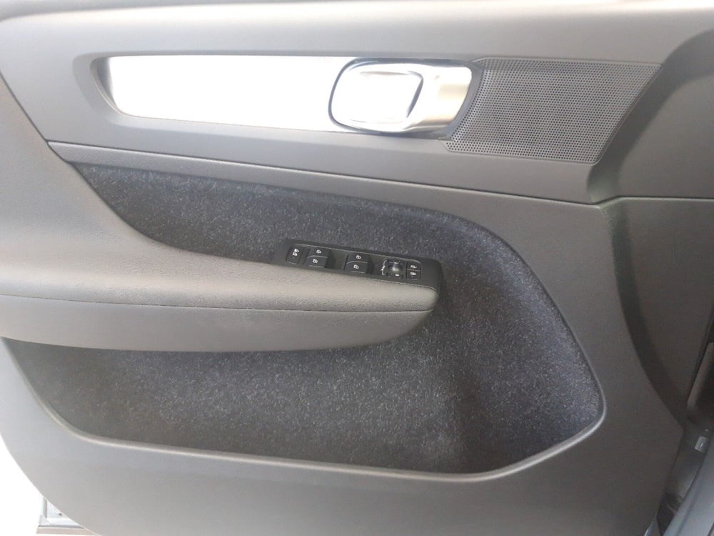 Volvo XC40 usata a Monza e Brianza (19)