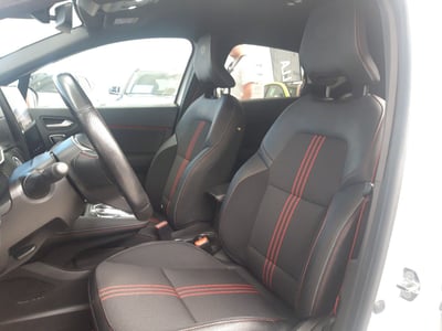 Renault Captur Full Hybrid E-Tech 145 CV RS Line del 2022 usata a Monza