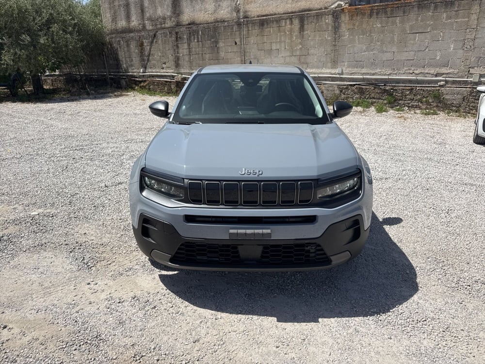 Jeep Avenger nuova a Palermo