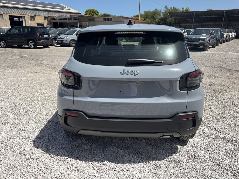 Jeep Avenger nuova a Palermo (14)
