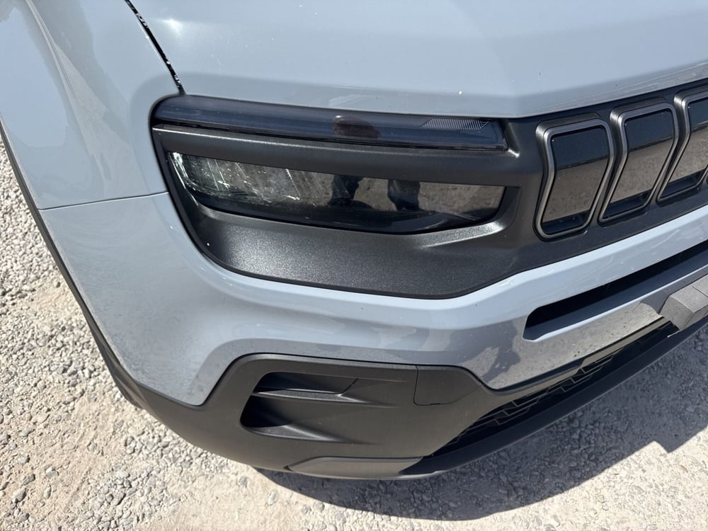 Jeep Avenger nuova a Palermo (4)