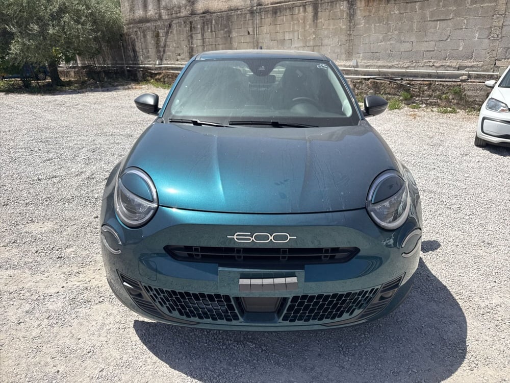 Fiat 600 nuova a Palermo