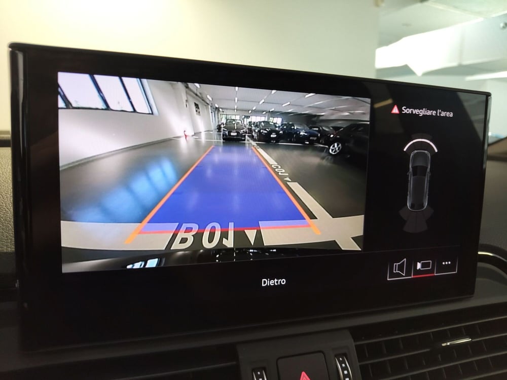 Audi Q5 Sportback nuova a Modena (11)