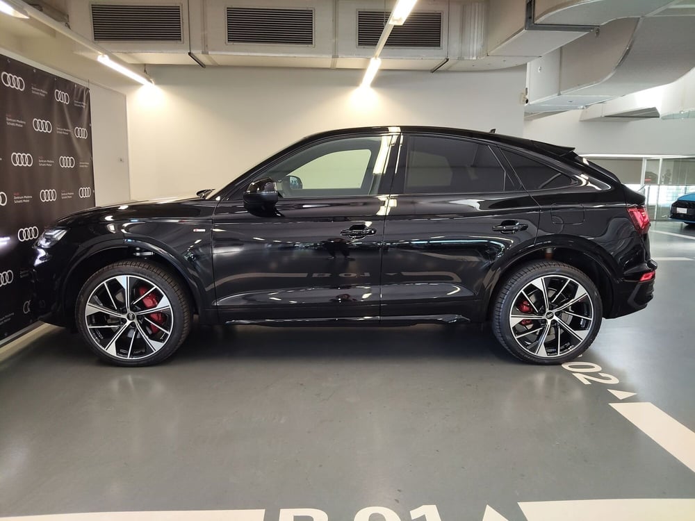 Audi Q5 Sportback nuova a Modena (3)