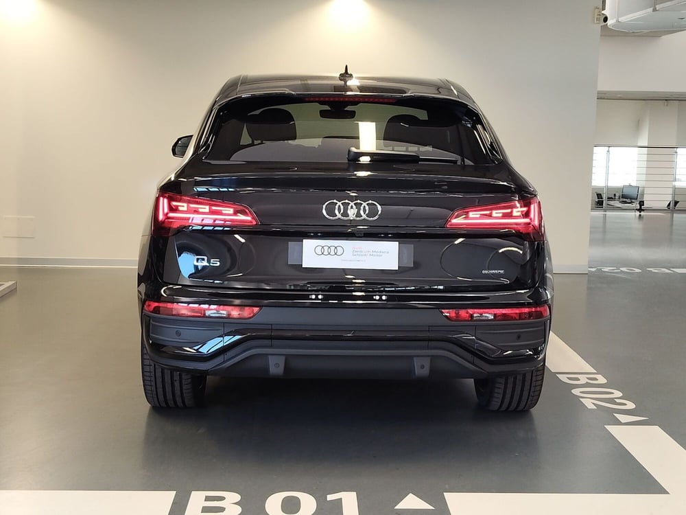 Audi Q5 Sportback nuova a Modena (5)
