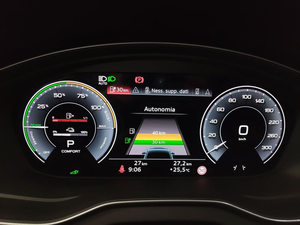Audi Q5 Sportback nuova a Modena (9)