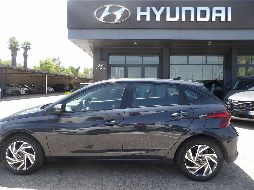 Hyundai i20 nuova a Catania (4)