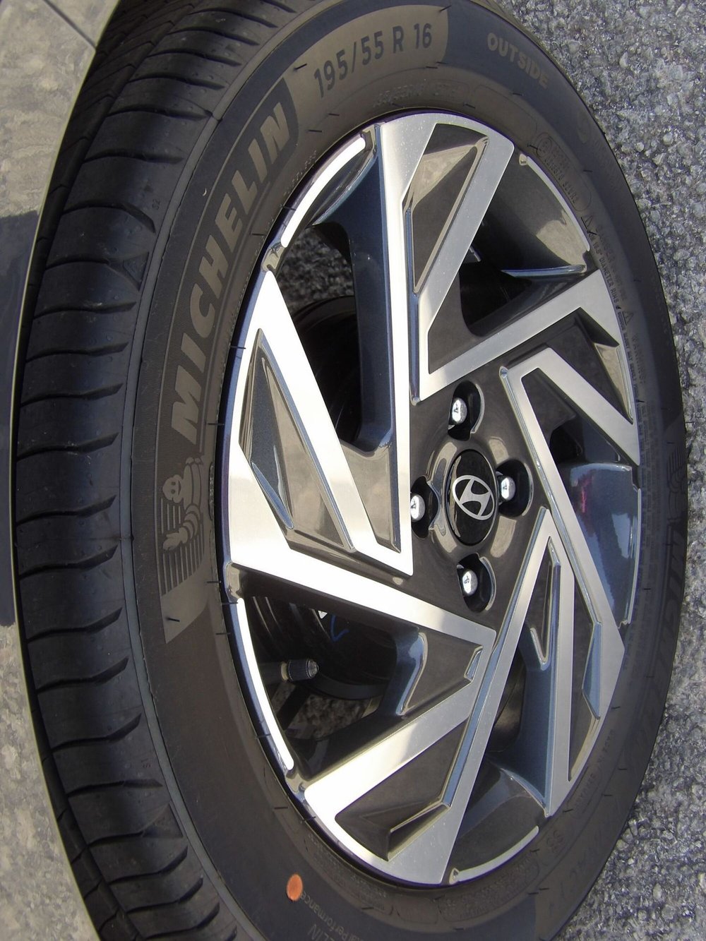 Hyundai i20 nuova a Catania (6)